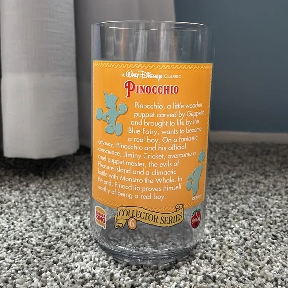 DISNEY 1994 Vintage Cup Collector Series, Pinocchio - Picture 7 of 7